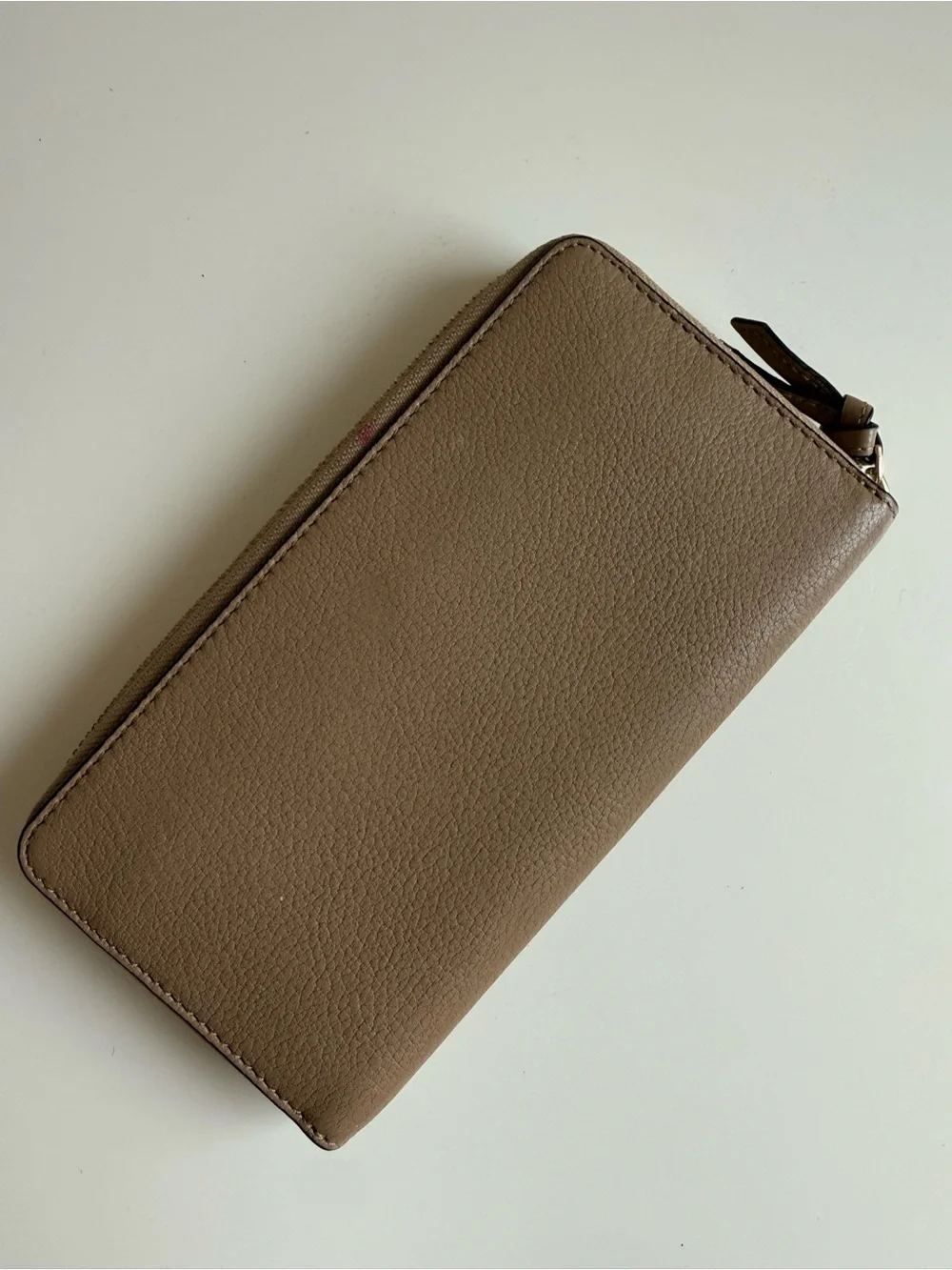 Tory Burch Pebbled Taupe Zip Wallet - Picture 2 of 6